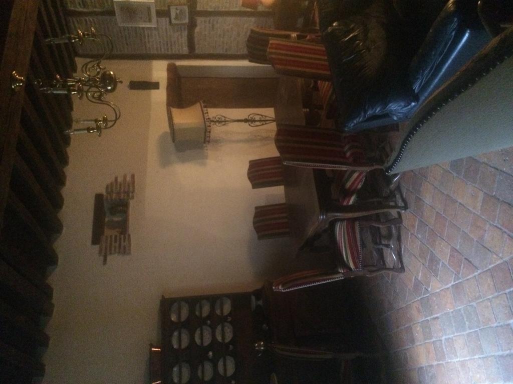 Chateau De Villars Villeneuve-sur-Allier 部屋 写真