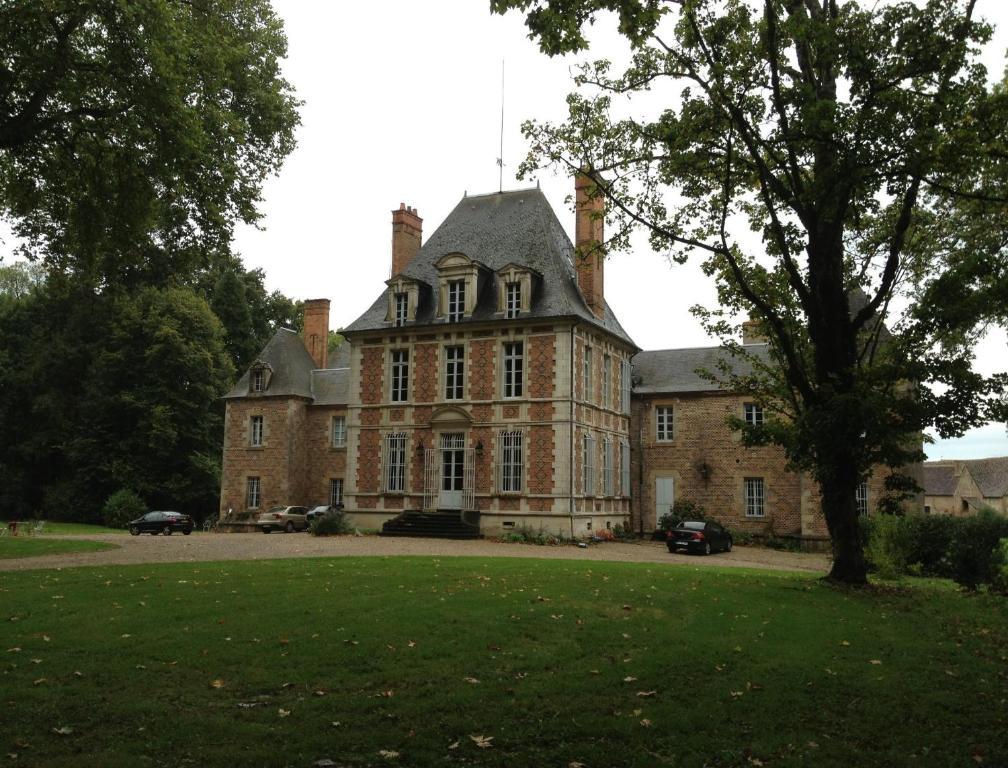 Chateau De Villars Villeneuve-sur-Allier エクステリア 写真