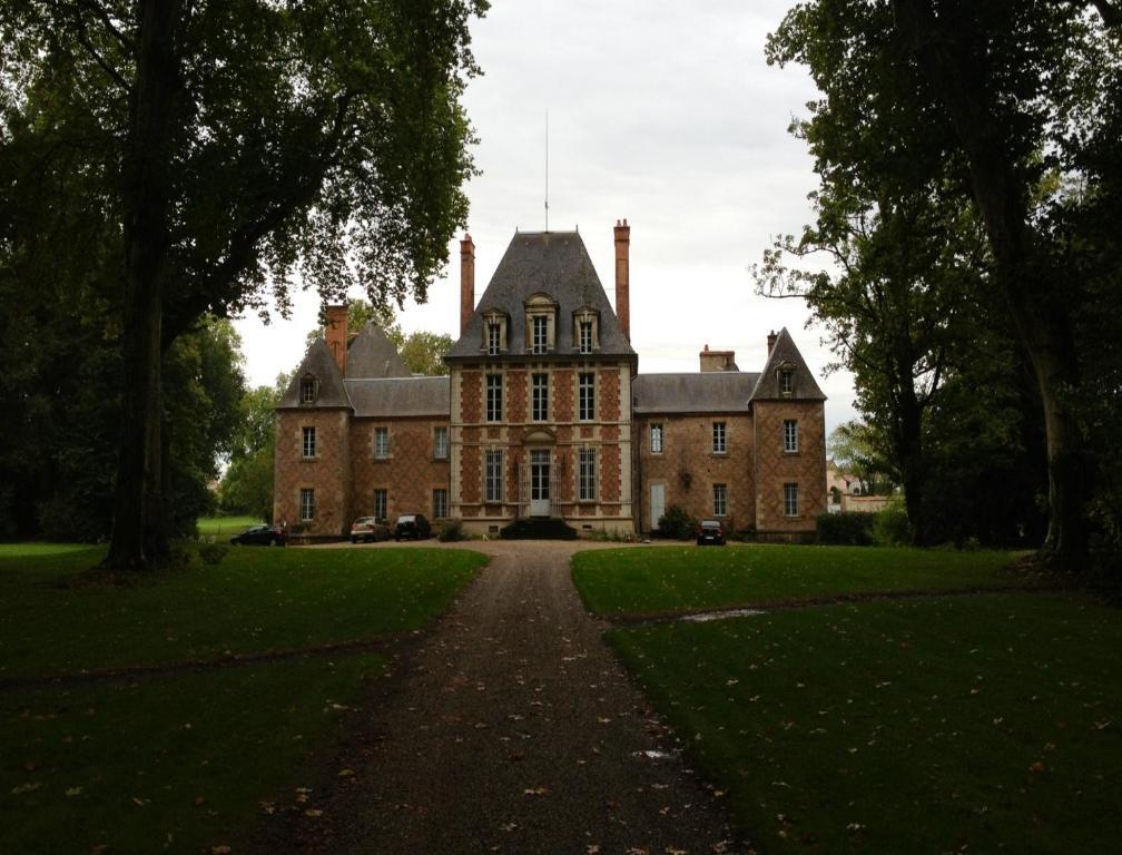 Chateau De Villars Villeneuve-sur-Allier エクステリア 写真