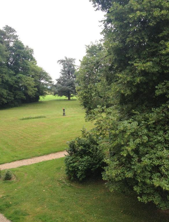 Chateau De Villars Villeneuve-sur-Allier エクステリア 写真